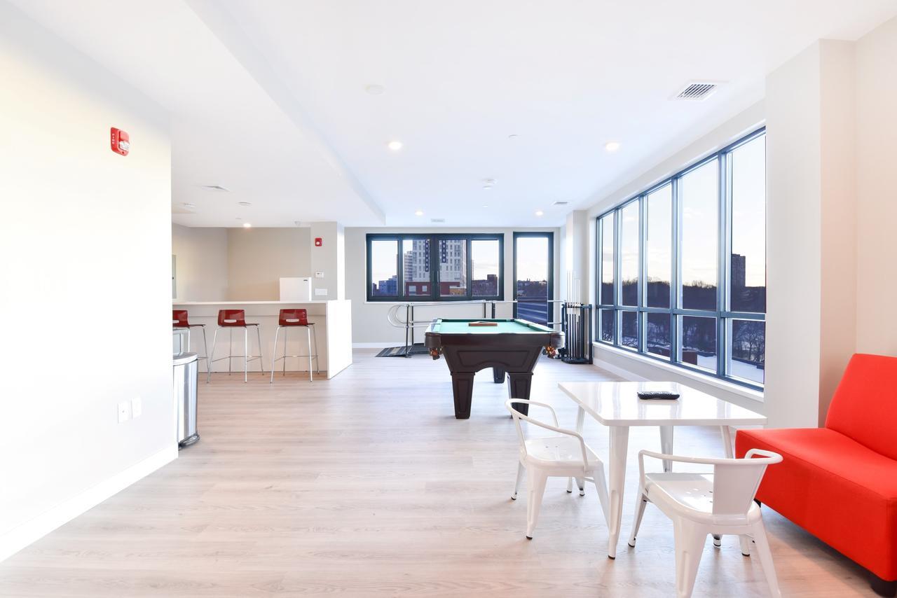 Harmony Medical Suites Longwood ブルックライン エクステリア 写真